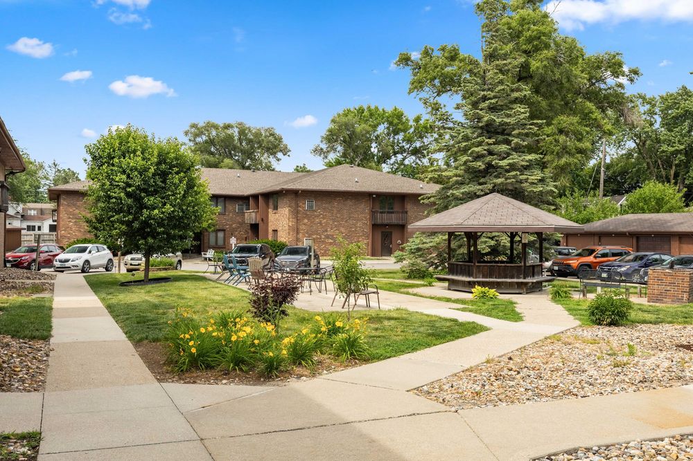 Aerial view of Trailside Apartments in Ankeny